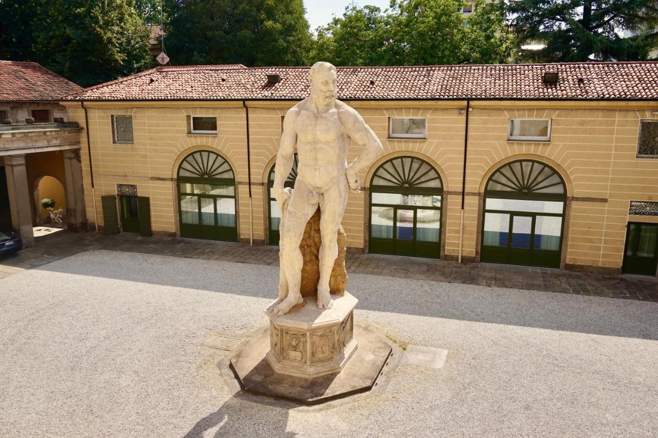 Palazzo Mantua Benavides Suites & Apartments Padua Buitenkant foto